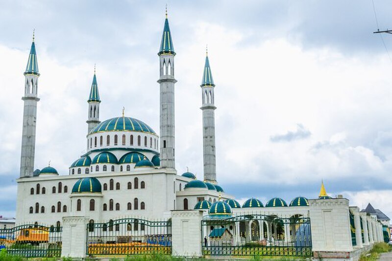 Central Mosque of Cherkessk (Wikimedia Commons)